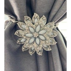 New Classic Luxury Big Crystal Magnetic Curtain Tieback and Holdback Flower